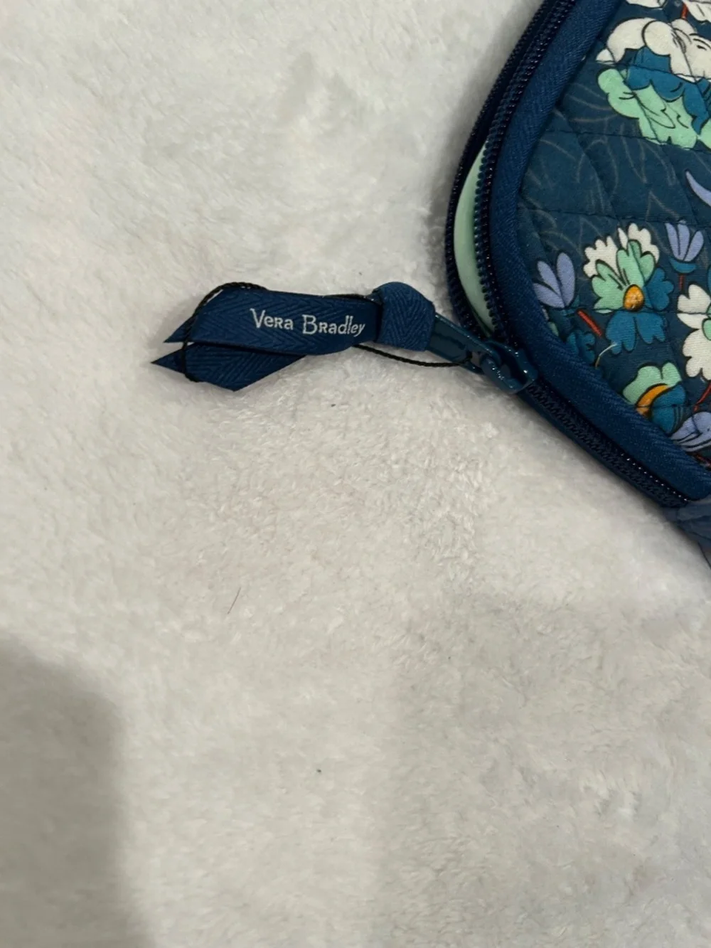 VERA BRADLEY 14